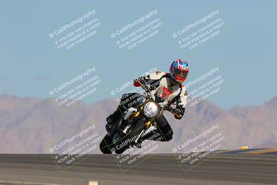 media/Oct-01-2023-SoCal Trackdays (Sun) [[4c570cc352]]/Turn 9 Set 2 (10am)/